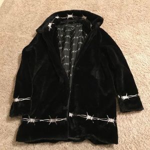 ISO!!! Dollskill Current Mood
DANGEROUSLY WIRED FAUX FUR JACKET